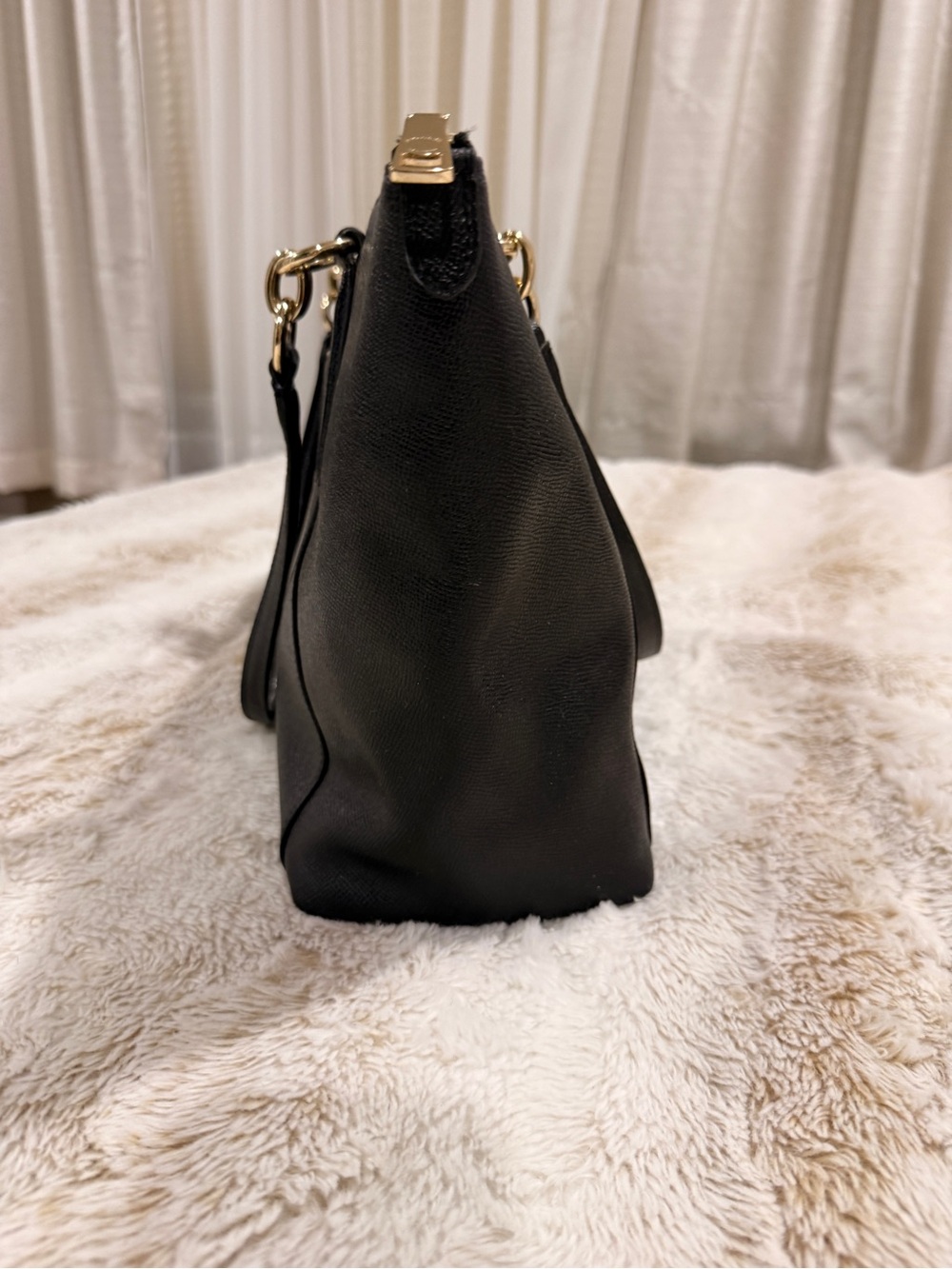 COACH Black Leather Gallery Tote Bag Gold Hardware – Excellent Condition - Picture 4 of 8